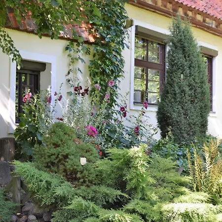 Dworek W Skajbotach